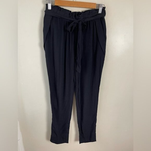 Womens Anthropologie Cartonnier Black Paperbag Tapered Leg Crepe Pants pockets - Picture 3 of 13